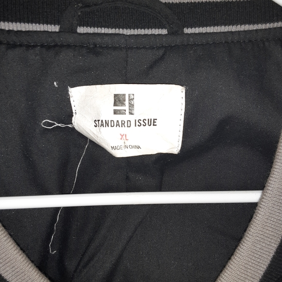 Standard issue - Picture 3 of 3